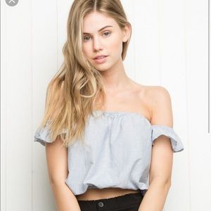Brandy Melville off the shoulder top